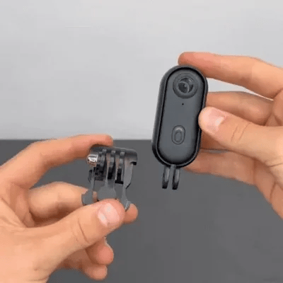 Helmet & handlebar mounts included